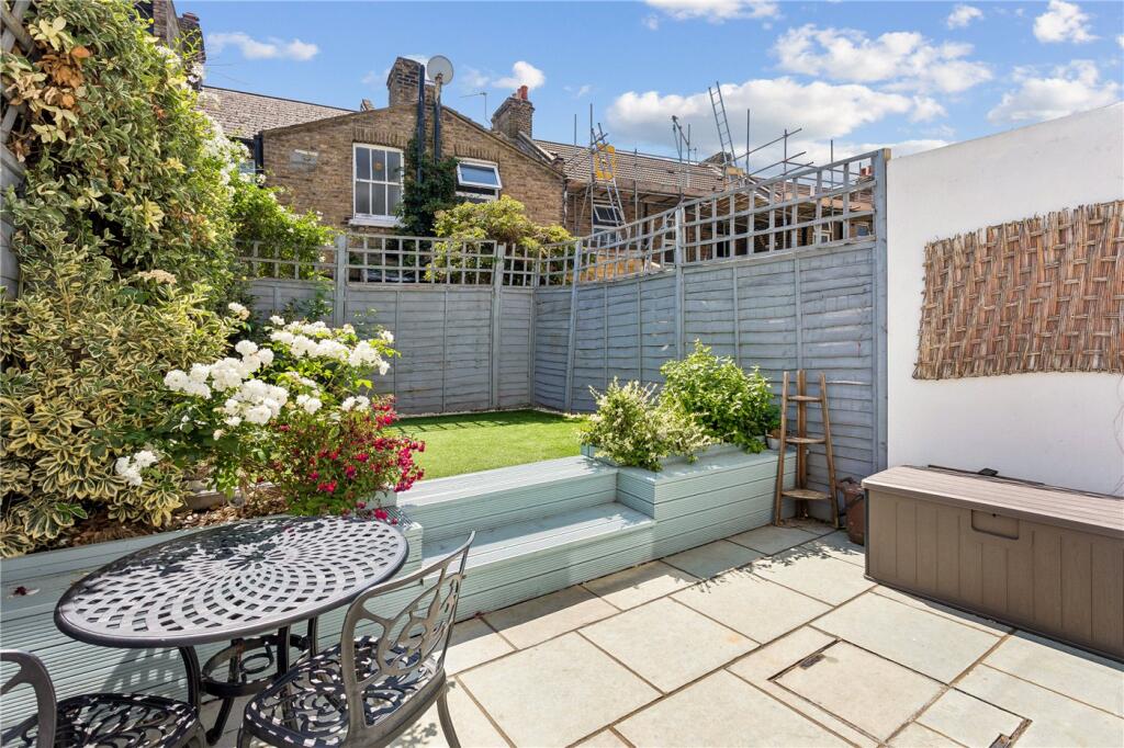 House in London - More