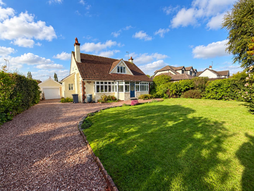 4-bed detached on Plymyard Avenue, Bromborough, Wirral, £475,000