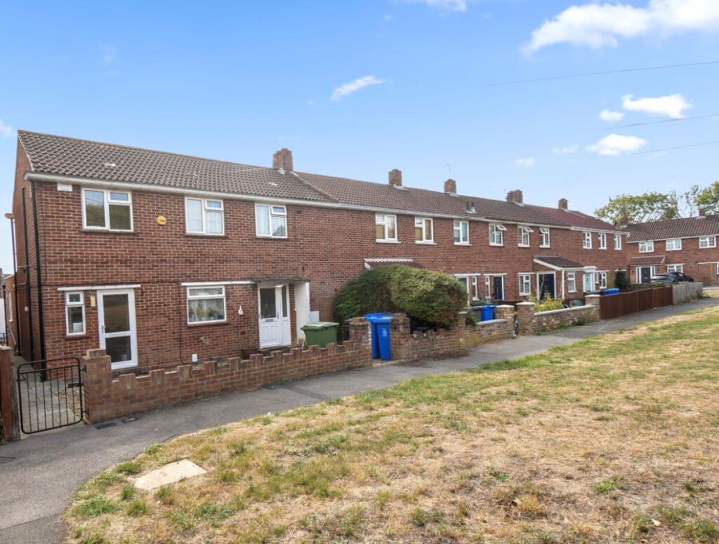 Main image of property: 17 Rydings, Windsor, Berkshire, SL4 4HF