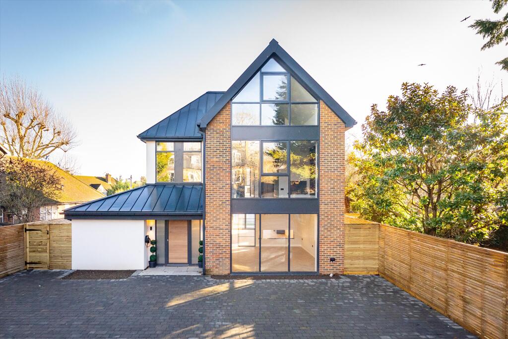 Main image of property: Kingston Vale, London, SW15