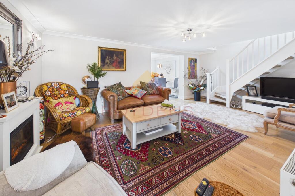 House in Chelmsford, Roxwell - View 3