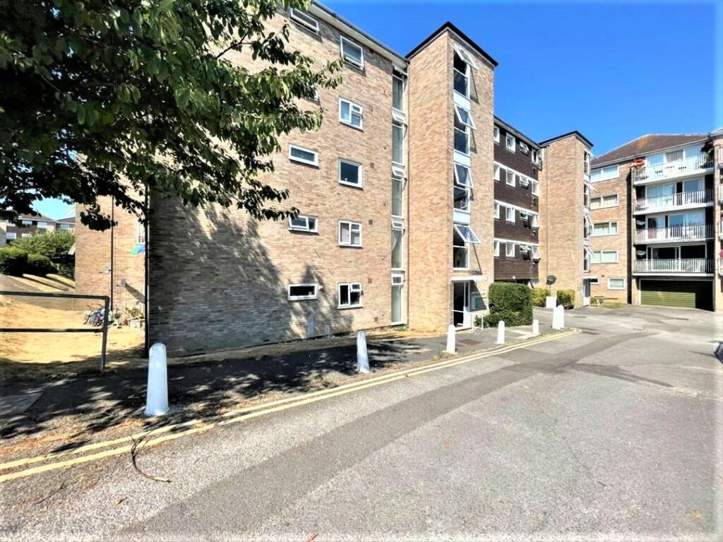 Main image of property: Gale Moor Avenue, Gosport, Hampshire, PO12