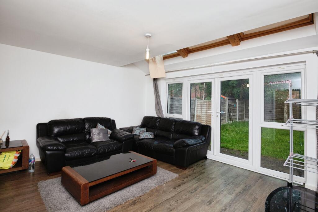 House in Salford, Greater Manchester - More