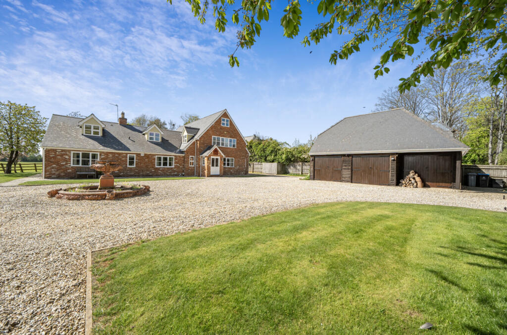 Main image of property: Standlake Road, Northmoor, Witney