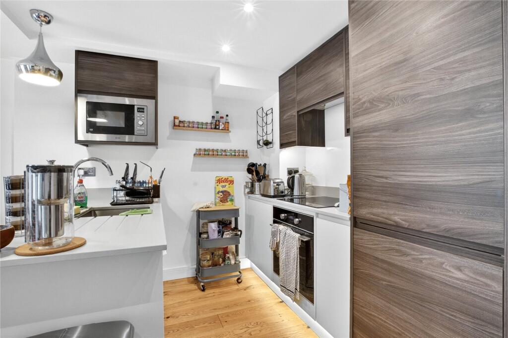 Apartment in Bracknell, Easthampstead - View 3