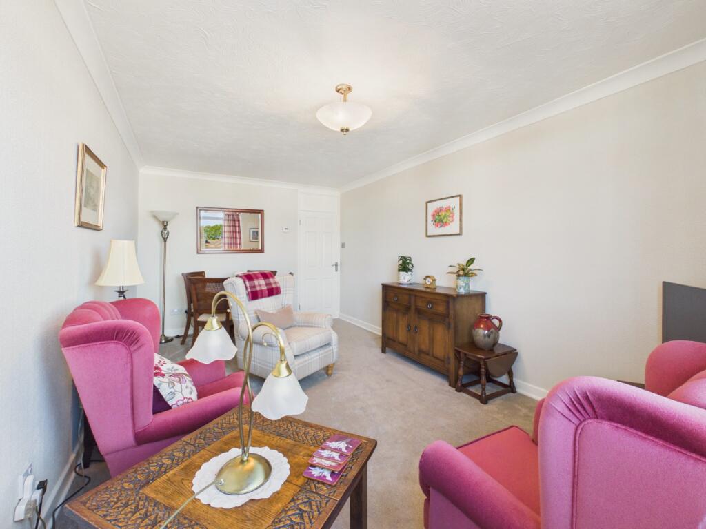 Apartment in Hull, Kingston upon Hull - View 4