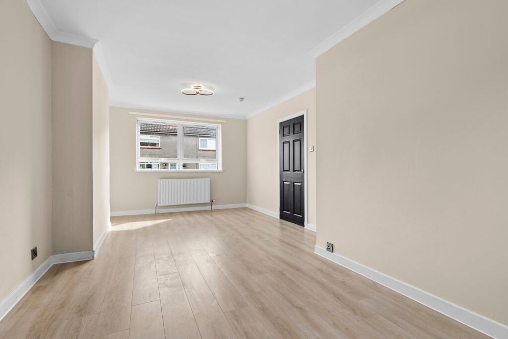 House in Kilmarnock, East Ayrshire - View 2