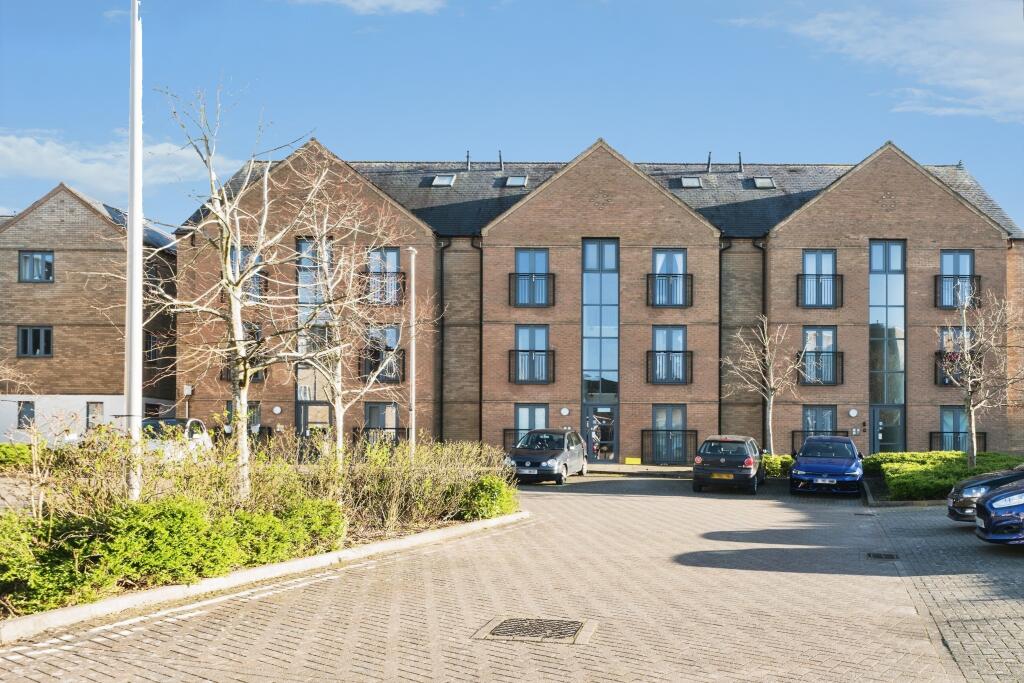 Main image of property: Felsted, Caldecotte, Milton Keynes, MK7