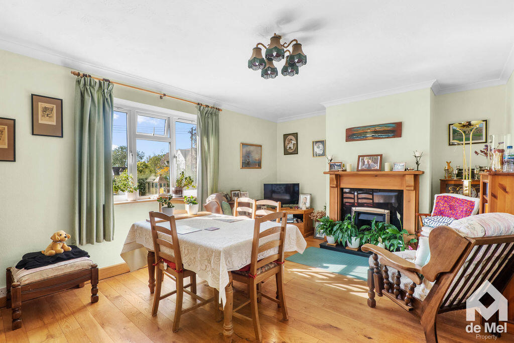 House in Gloucester - View 4