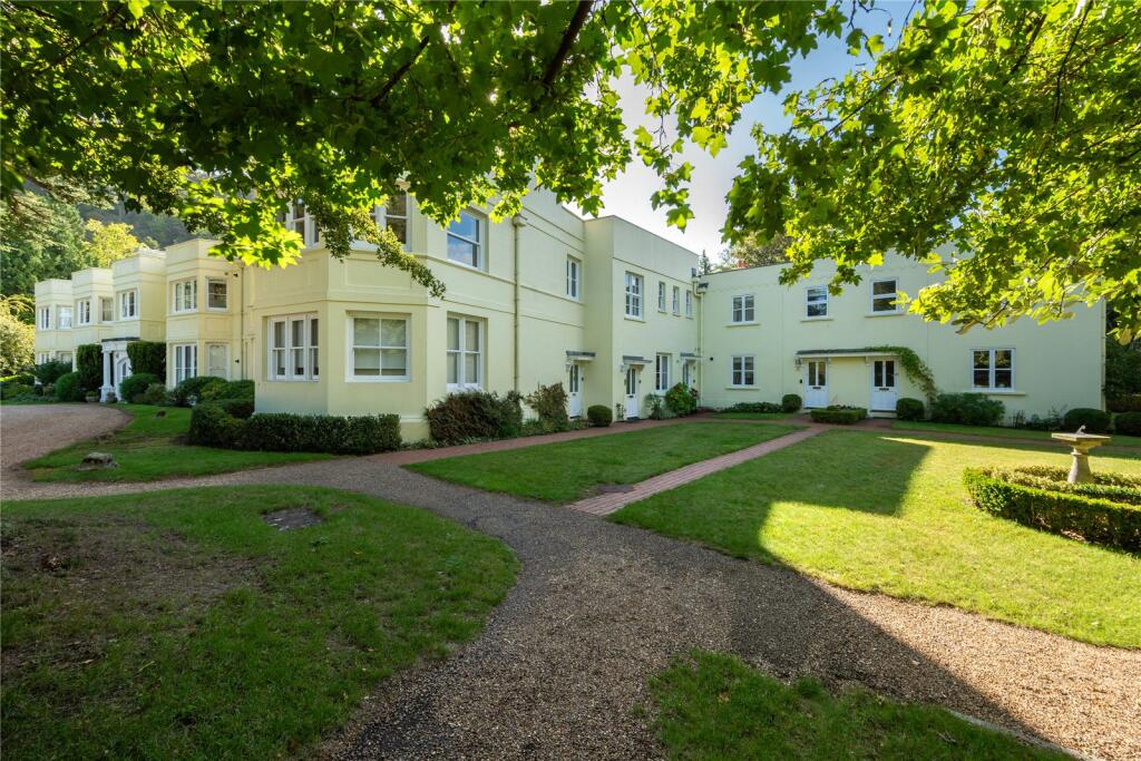 Main image of property: London Road, Dorking, Surrey, RH5