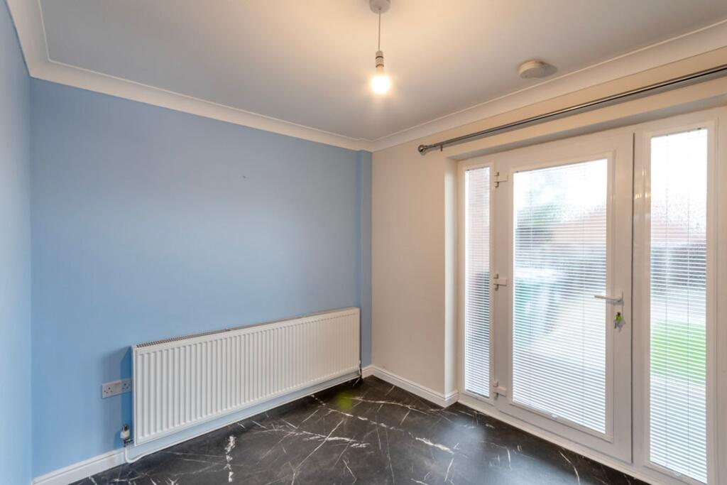 House in Retford, Hallcroft - View 4