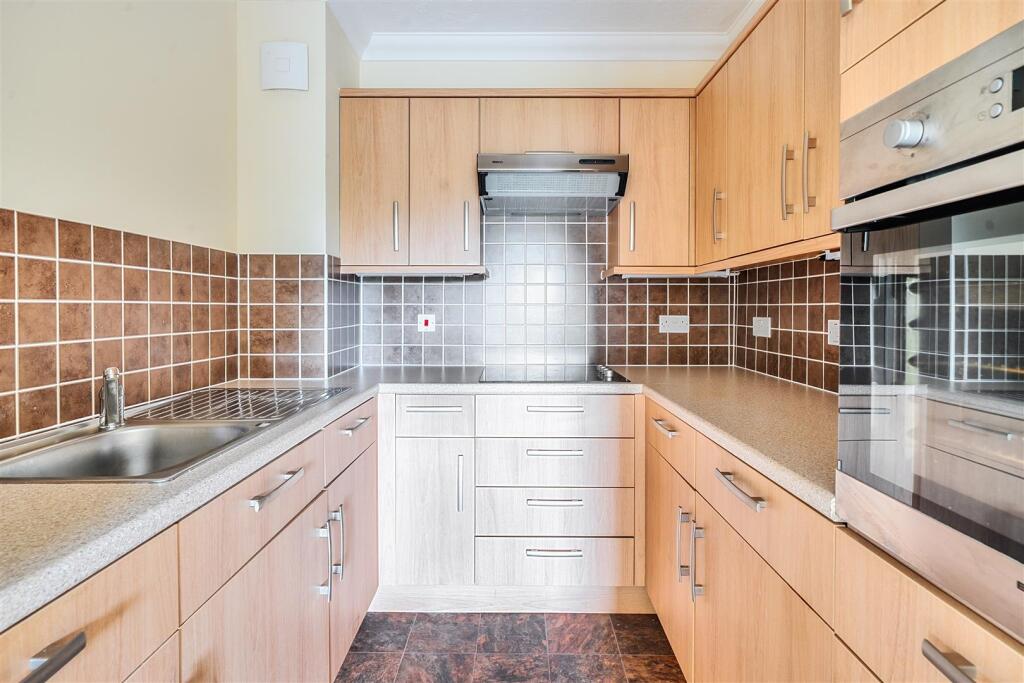 Apartment in Filton, Northville - View 4