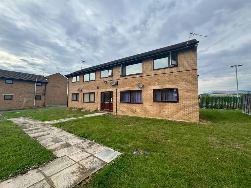 Apartment in Swindon, South Swindon - View 3