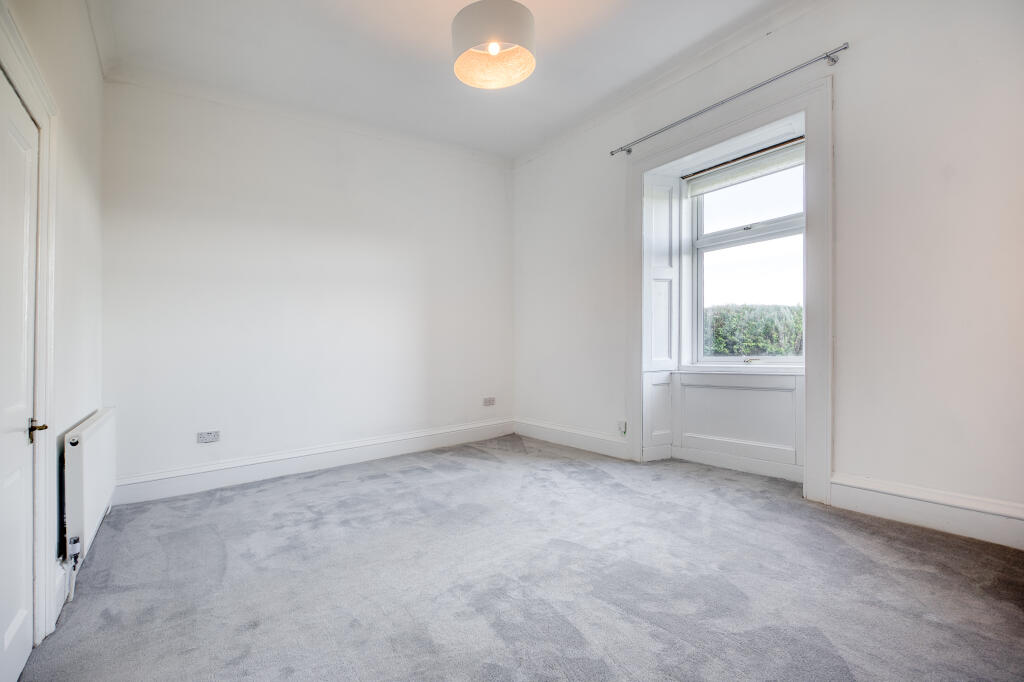 B, Colgrain Farm House, Cardross, Argyll And Bute - More