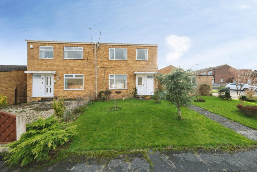 Main image of property: Ruston Close, Chesterfield, Derbyshire, S40
