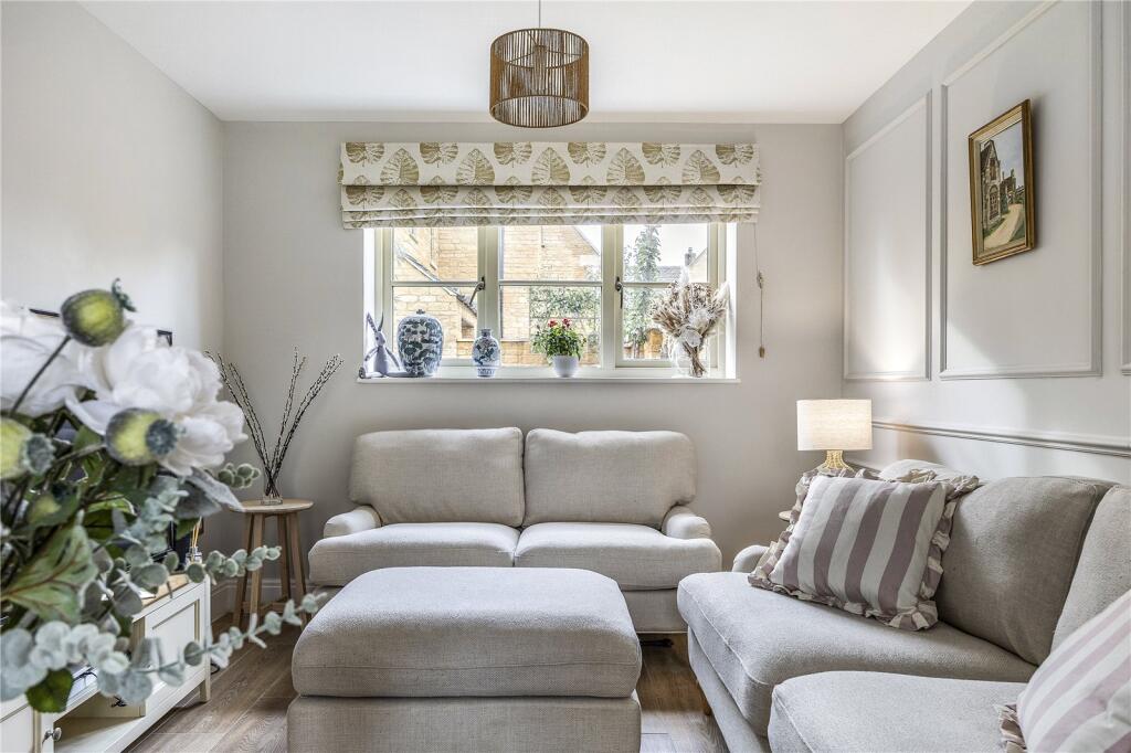 Olimpick Drive, Chipping Campden, Gloucestershire, GL55 photo 3