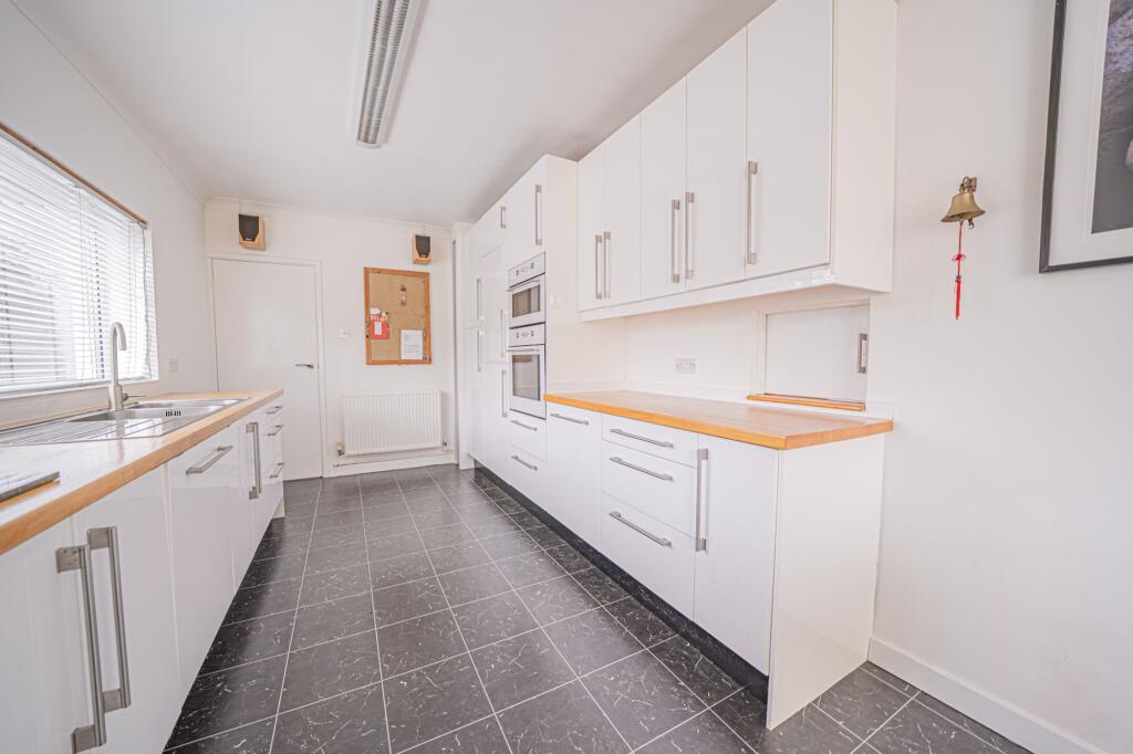 Woodside Way, Solihull, B91 photo 5