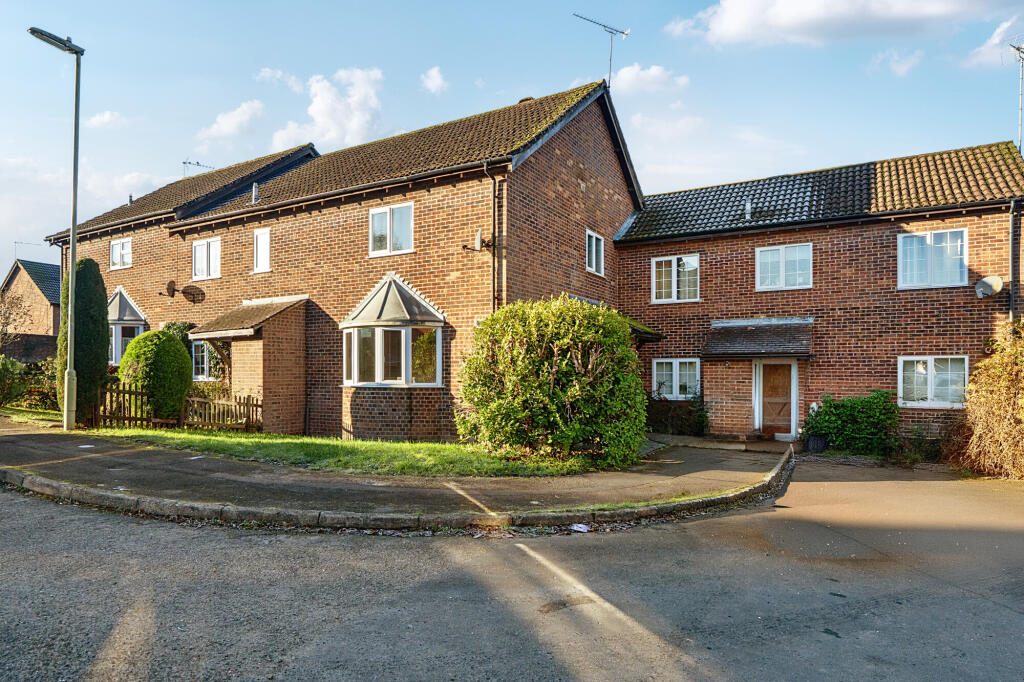 Main image of property: Hurst Close, Liphook, GU30