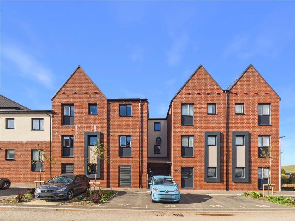 1-bed flat on Rumbold Walk, Matford, Exeter, Devon, EX2, £185,000