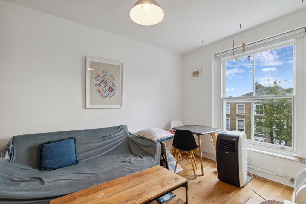 Apartment in London - View 4