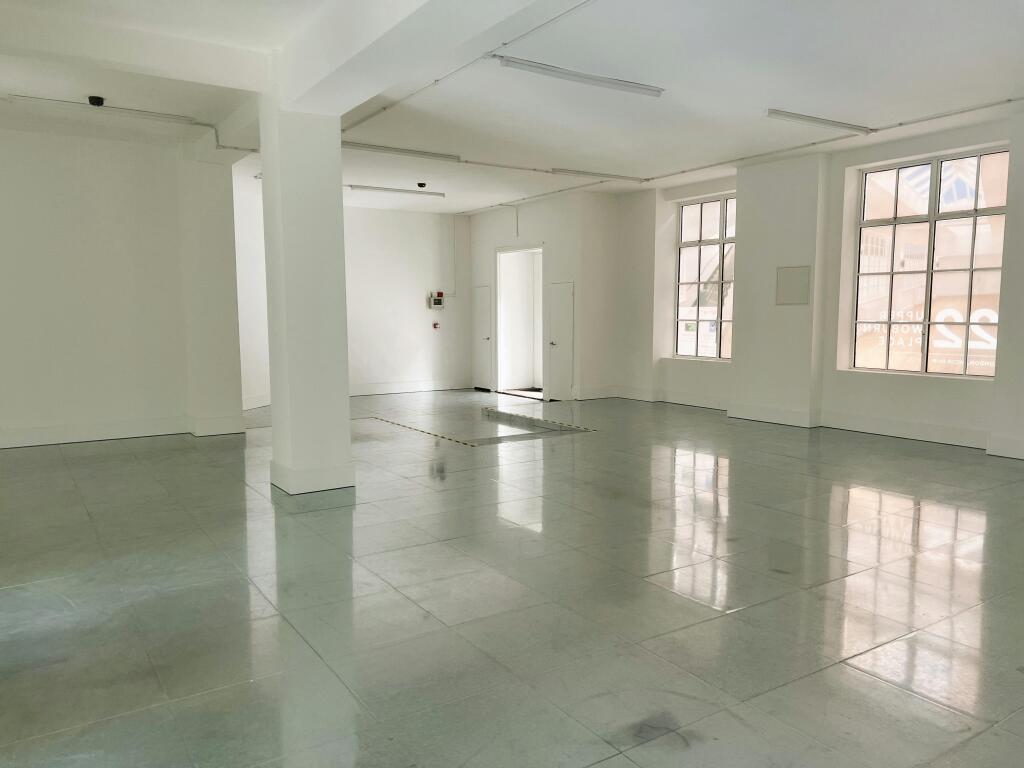 2024 09 04  22 Upper Woburn Place London WC1H 0HW  internal 6.JPG