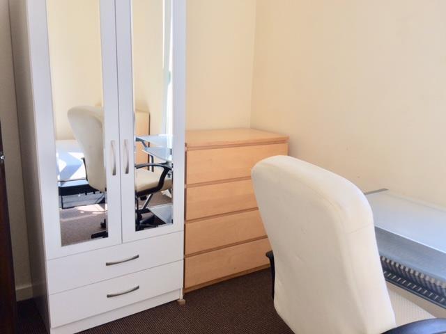 6 bedroom terraced house for rent