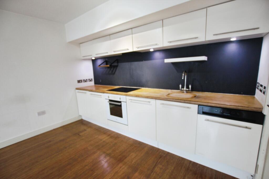Greenhouse, Beeston Road, Leeds, LS11 photo 3