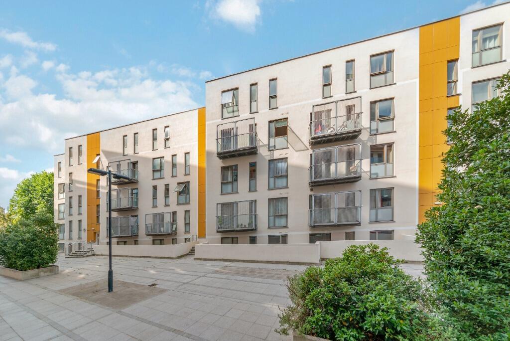 Main image of property: Oyster Court, 85 Crampton Street, London, SE17