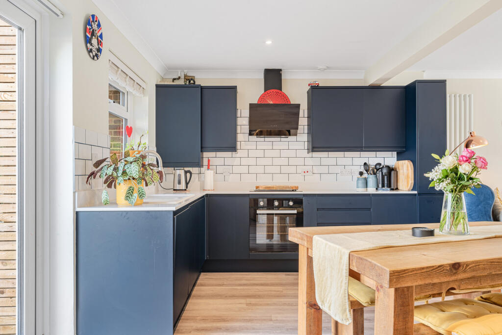 House in South Oxfordshire, Ladygrove, Didcot - View 3