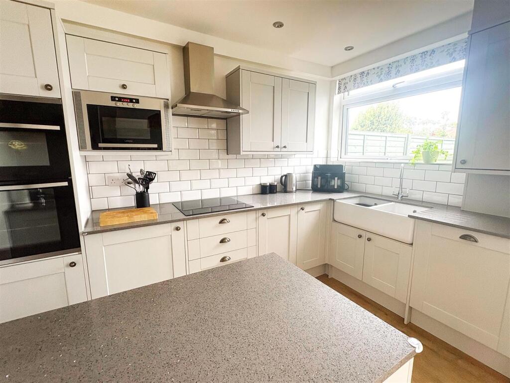 Henry Avenue, Rustington, photo 5