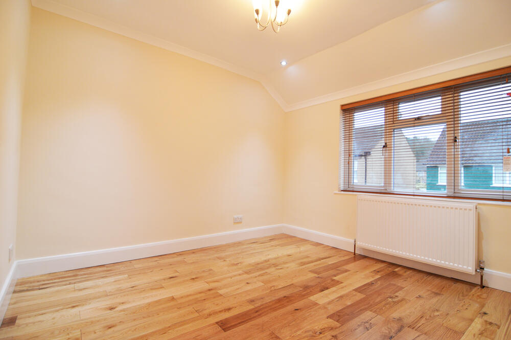 House in Hertsmere, Connaught Park - View 5