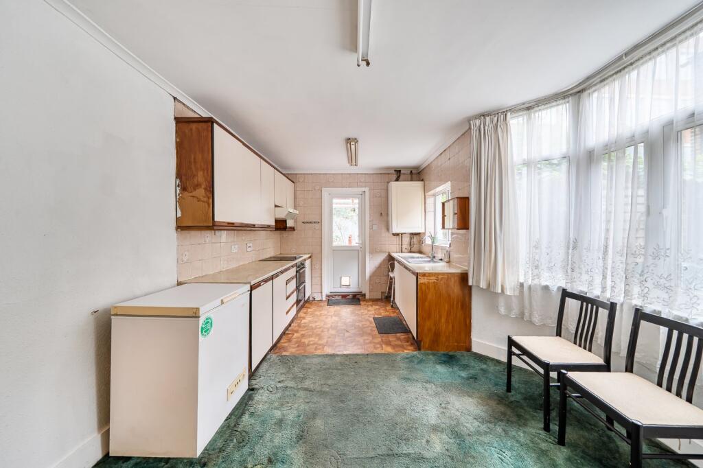 House in London - View 5