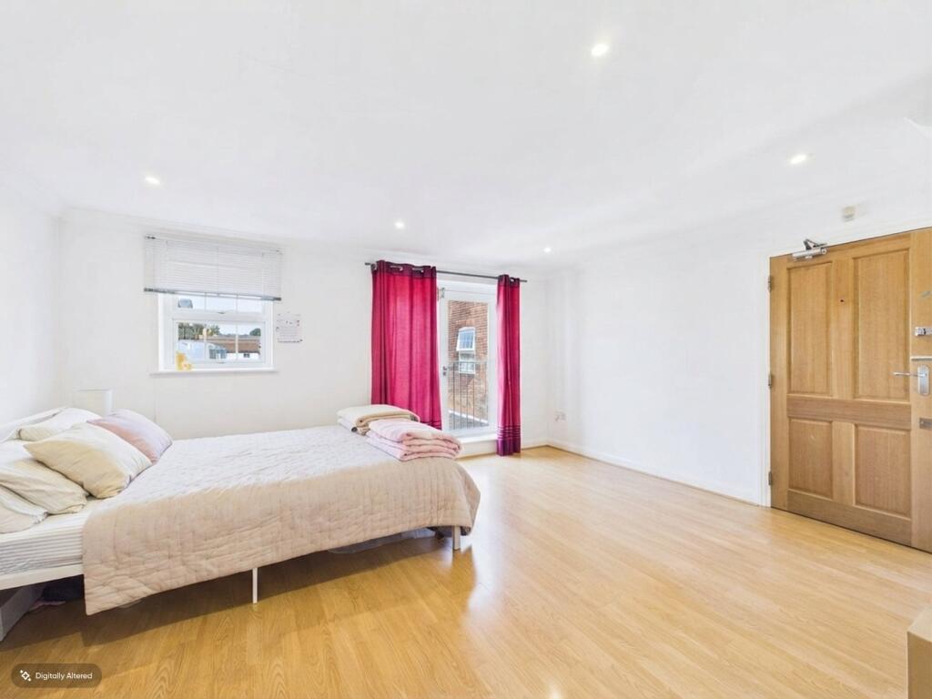 Main image of property: Chertsey, Surrey, KT16