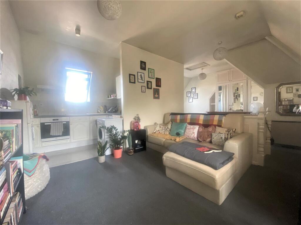 Main image of property: Hillingdon Hill, Hillingdon, UB10