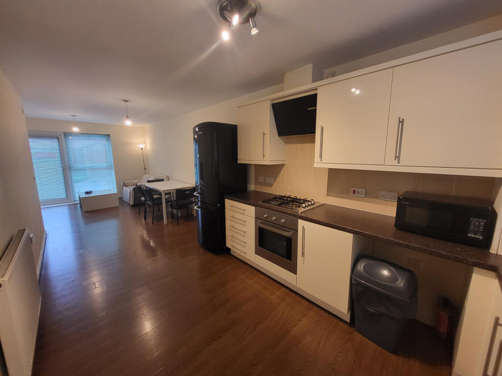 Devonshire Street South, Grove Village, Manchester, M13 9JP photo 4