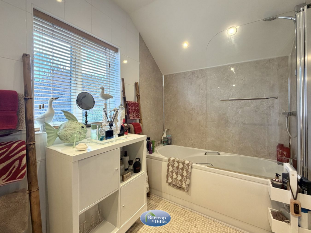 House in Sheffield - View 4