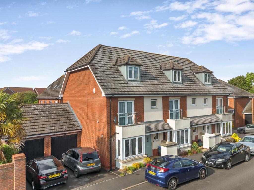 Main image of property: Winter Walk, Whitchurch, Bristol
