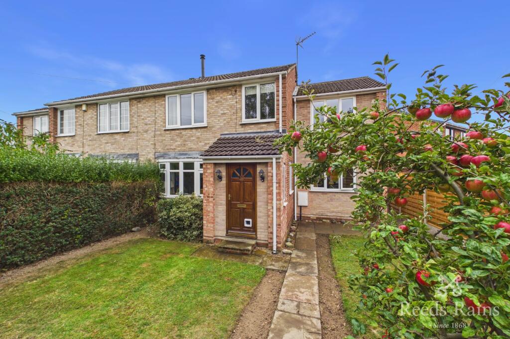 Main image of property: Manor Crescent, Walton, Wakefield, West Yorkshire, WF2