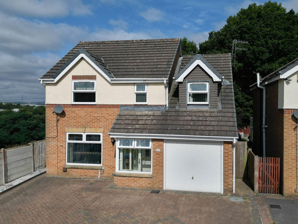 4-bed detached on Sylvan Drive, Burnley, £300,000