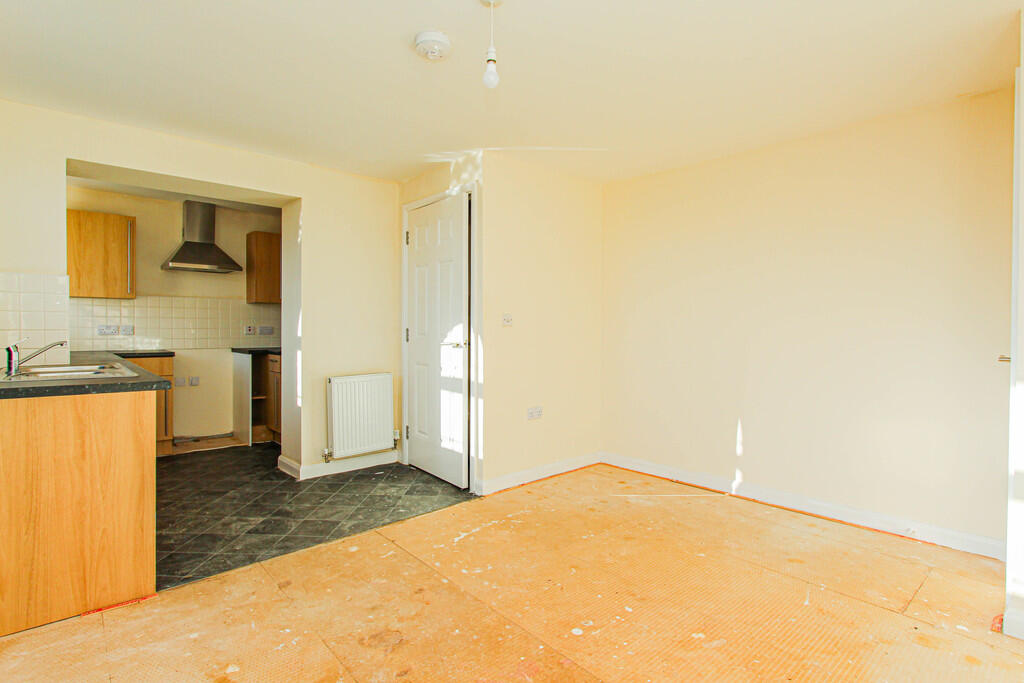 Wellingborough Road, Finedon - View 2