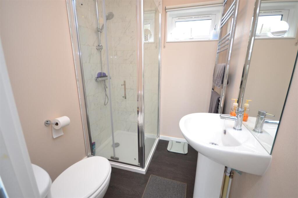 House in Rushcliffe, Radcliffe-on-Trent - View 4