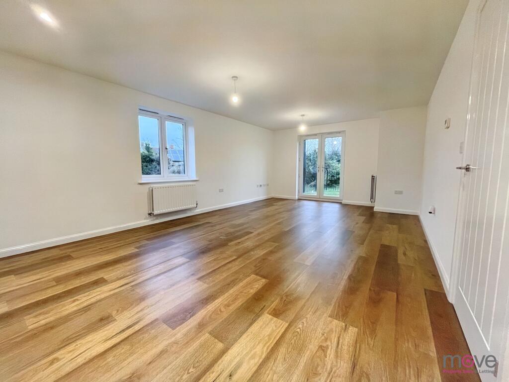 Apartment in Gloucester - View 5