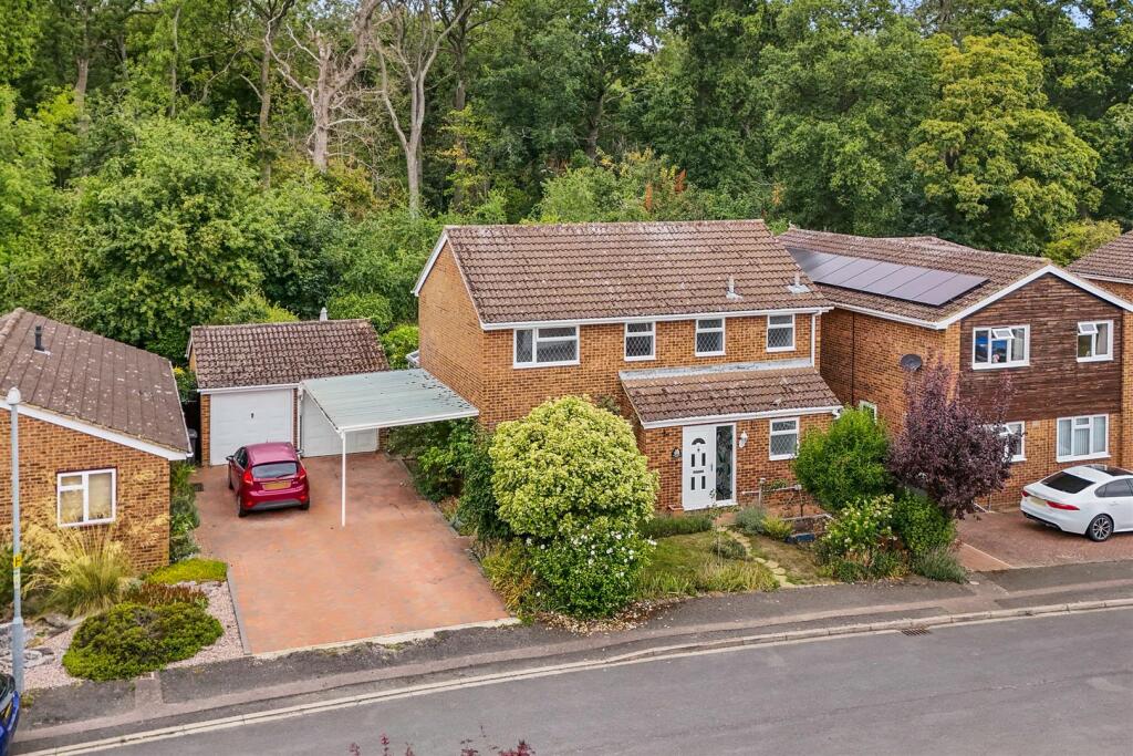 Pevensey Grove, Flitwick photo 4