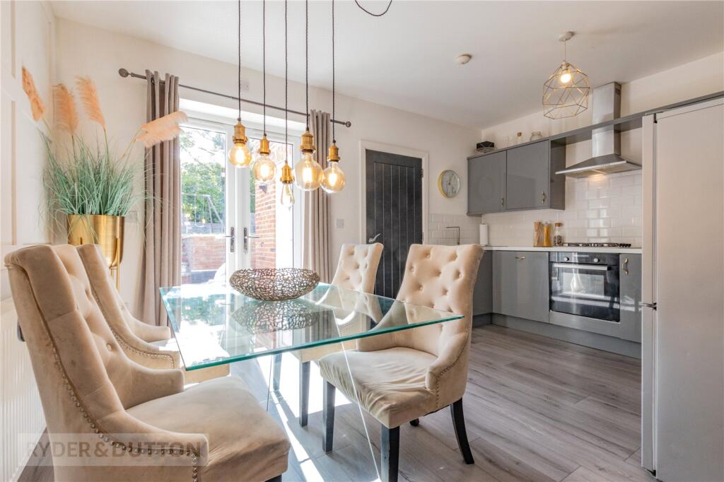 Knowle Avenue, Ashton-under-Lyne, Greater Manchester, OL7 photo 3