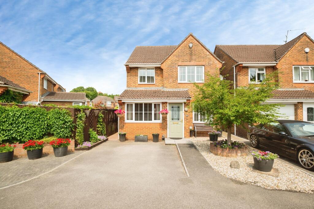 Main image of property: Clos Nanteos, Cardiff, CF23