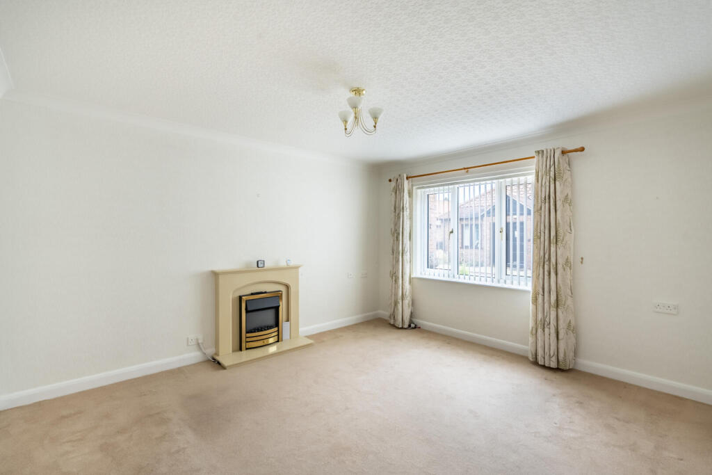 House in York - View 3
