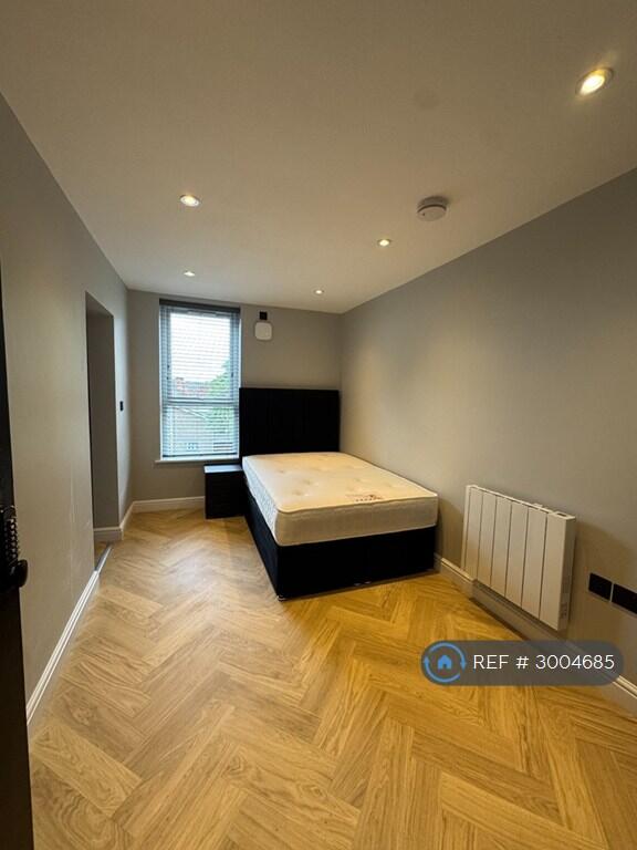 Apartment in Doncaster - View 5