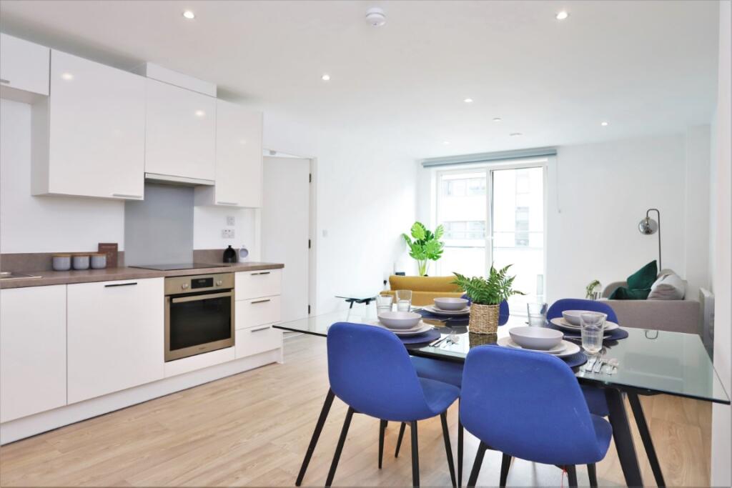 Main image of property: Clippers Quay Salford M50