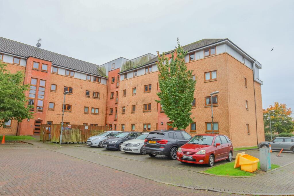 Main image of property: Flat 1/1 27 Dawson Road Glasgow G4 9ST