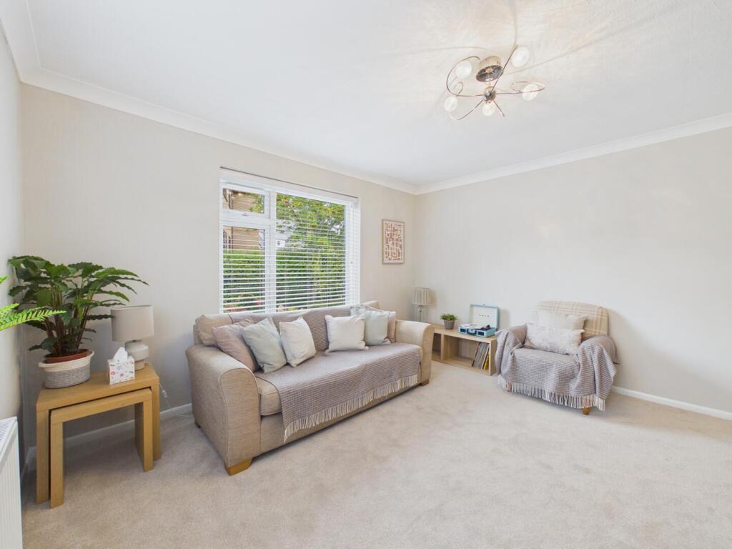 Apartment in Sheffield - View 3
